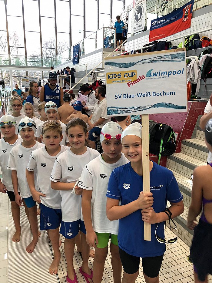 _bwbochum/medien/Schwimmen/Schwimmen_Fotos-2019/Kids-Cup-NRW-Finale-Einzug.jpg