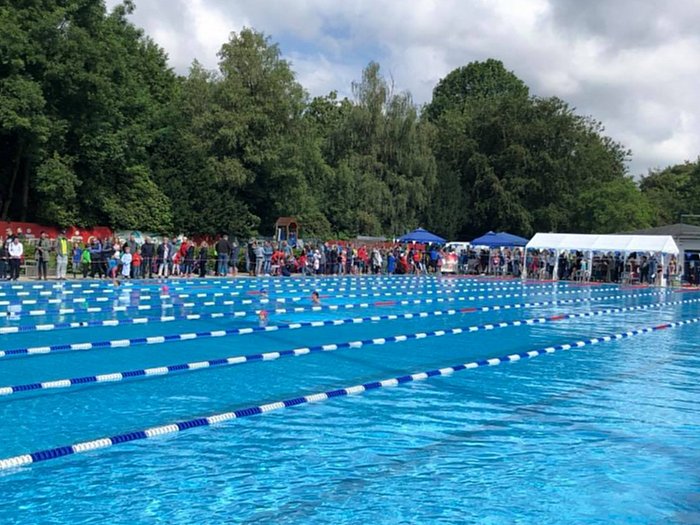 _bwbochum/medien/bilder_2018/2018_fotos_schwimmen/2018_06-Schulschwimmen-Bad.jpg