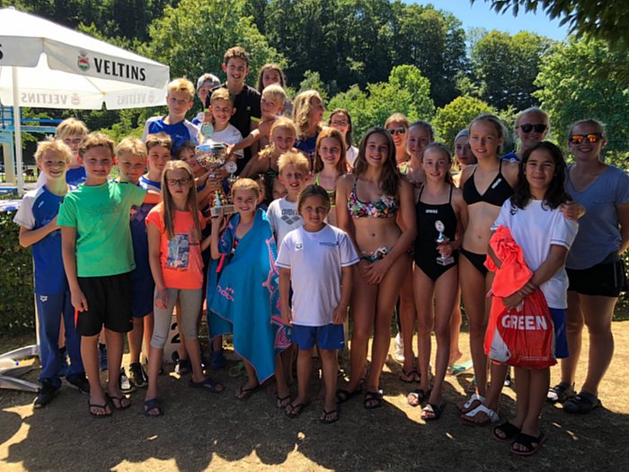 _bwbochum/medien/bilder_2018/2018_fotos_schwimmen/2018_07_08-Mannschaftspokalsieger-in-Meschede.jpg