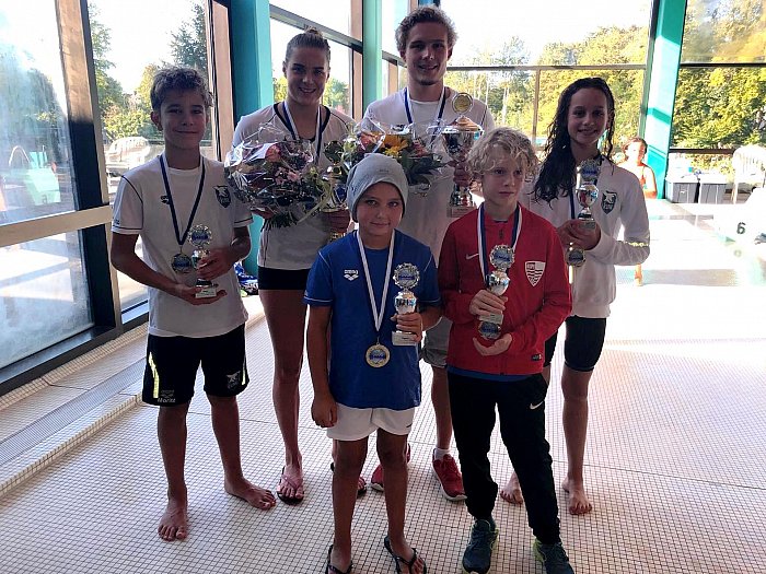 _bwbochum/medien/bilder_2018/2018_fotos_schwimmen/2018_09_29-Stadtmeisterschaften-Meister-Gruppenfoto3.jpg